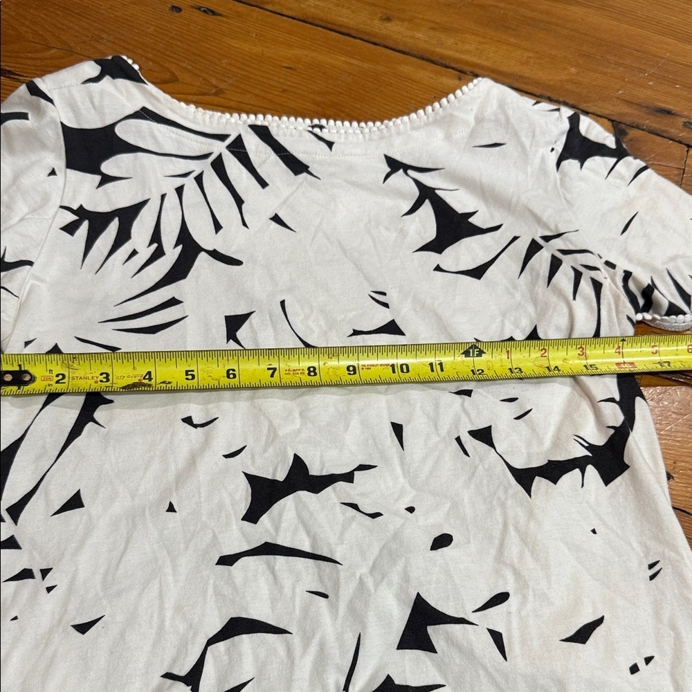 Ann Taylor Black and White Leaf Print Blouse Size Large L 100% cotton - Picture 4 of 7